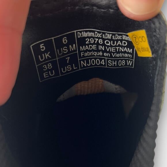 Dr. Martens Women's 2976 Quad Smooth Leather Platform Chelsea Boots White Size 7 - Picture 14 of 16